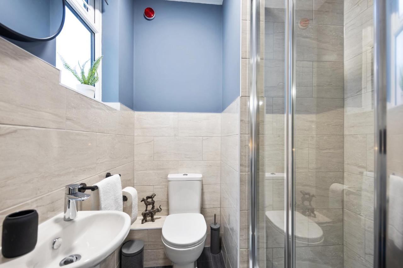 7 Bedroom House Ensuite Rooms, Fully Equipped Kitchen, Free Wifi, Tvs In All Rooms City Centre Close To A46 Inspire Homes Coventry Kültér fotó
