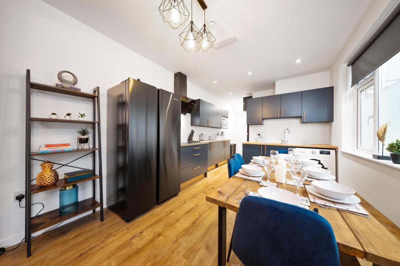 7 Bedroom House Ensuite Rooms, Fully Equipped Kitchen, Free Wifi, Tvs In All Rooms City Centre Close To A46 Inspire Homes Coventry Kültér fotó